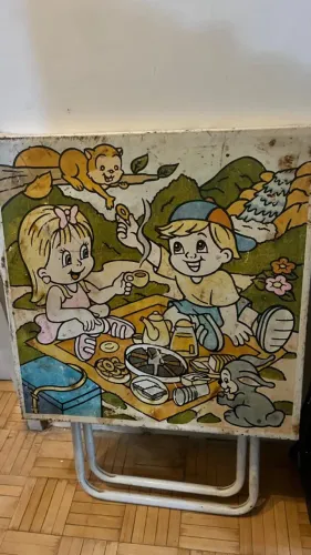 Mesa Infantil + 2 Cadeiras Dobráveis Aço