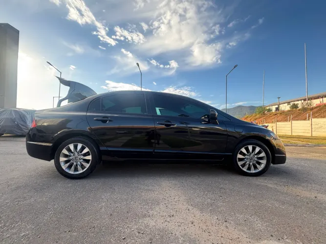 Honda Civic Sed. Lxl/ LXL SE 1.8 Flex 16V Aut. 2010