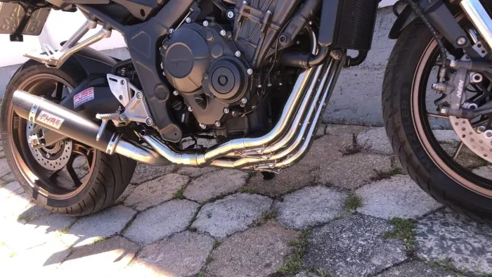 Escape esportivo cb650