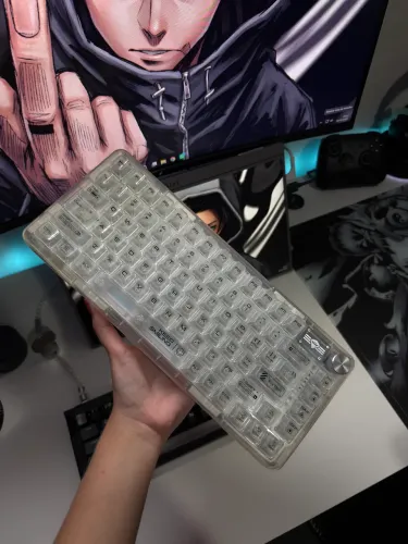 Teclado gamer Machenike B81