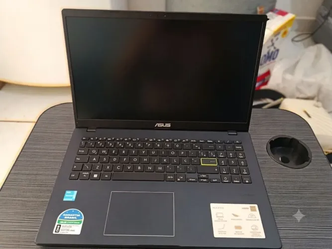 Notebook ASUS E510 | Intel Celeron , 4 GB de RAM, 128 GB de memória 