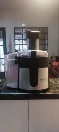 Vendo Centrifuga de Alimentos,1000, 800w, Preto, 110v, Britânia