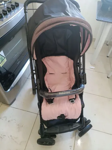 Vendo carrinho de bebê Galzerano bom e barato