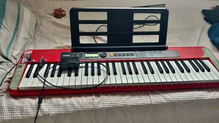 Vendo teclado Casio s200