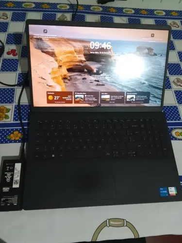 DELL INSPIRON 15 3520 - i5 12ª, 16GB RAM, SSD NVMe 512GB - COMPLETO