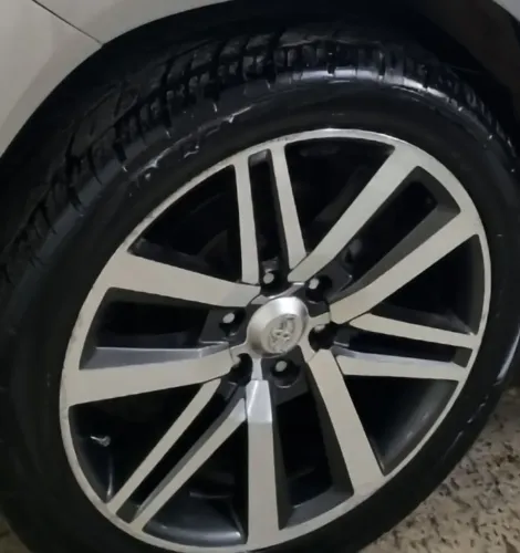 Rodas aro 22 com pneus meia vida