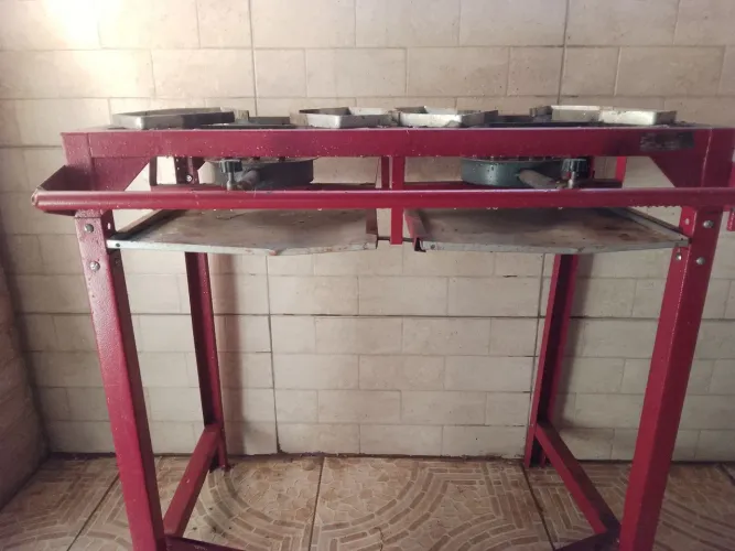 Vendo fogão industrial de 2 bocas