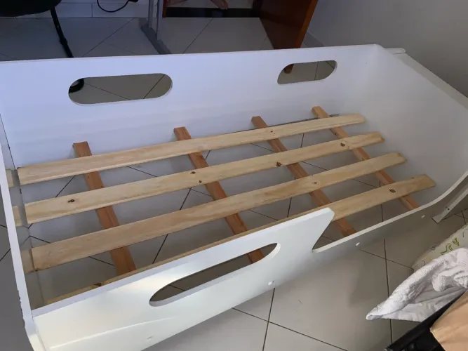 Cama para bebês e crianças