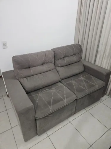 Sofá retrátil e extensível dois lugares