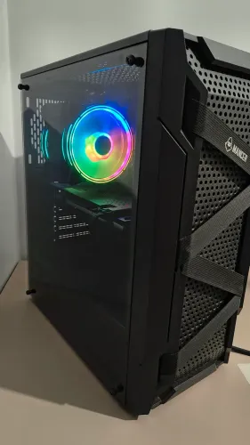 Computador Xeon 12 core/24 thread, SSD 1TB, 16GB, RX 580