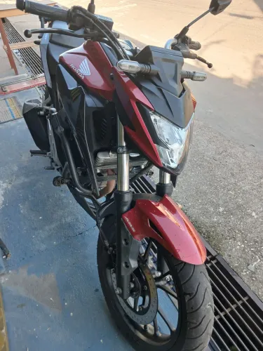 Honda cb300f 2025