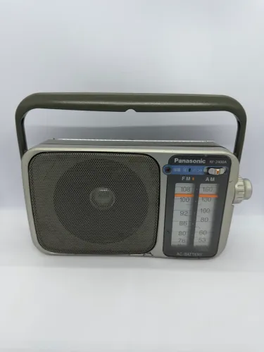 Rádio Antigo Panasonic RF-2400A AM/FM - Japonês