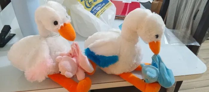 Pelúcia cegonha decoração