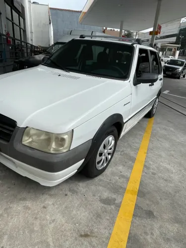 Fiat Uno Mille Celeb/celeb.econ 1.0 F.flex 4P 2010