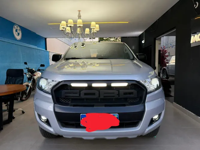 Ford Ranger XLS 2.5 16V 4X2 CD Flex 2017