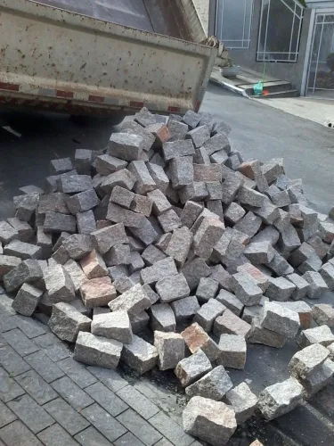 Assentamento e manutenção de e paralelepípedos