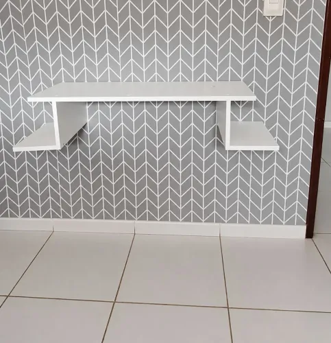 Prateleira de quarto