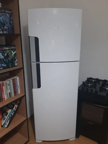 Refrigerador Consul 2 Portas, menos de 1 ano de uso