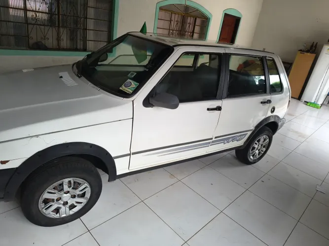 Fiat Uno Mille WAY Economy 1.0 F.flex 4P 2011