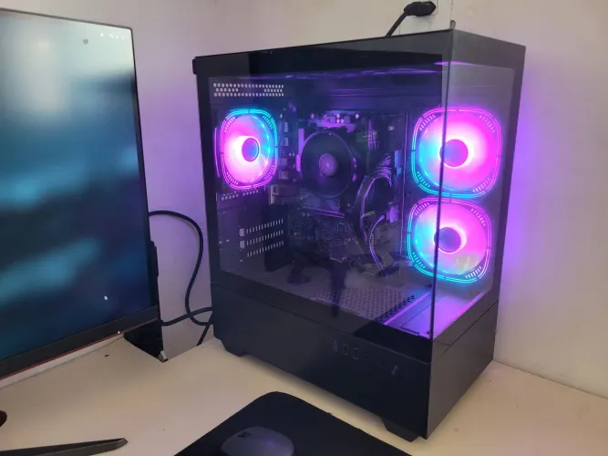 PC GAMER RYZEN 5 8600G 16GB RAM DDR5 MONITOR 27" 155Hz(AINDA NA GARANTIA)