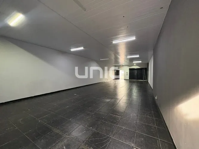 Salão comercial para alugar no bairro Vila Rezende, em Piracicaba/SP REF: SA3156