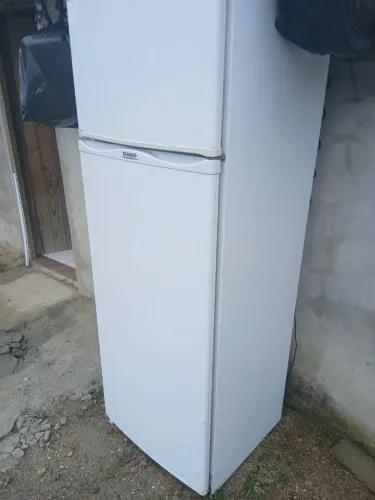 Geladeira para retirada de peças