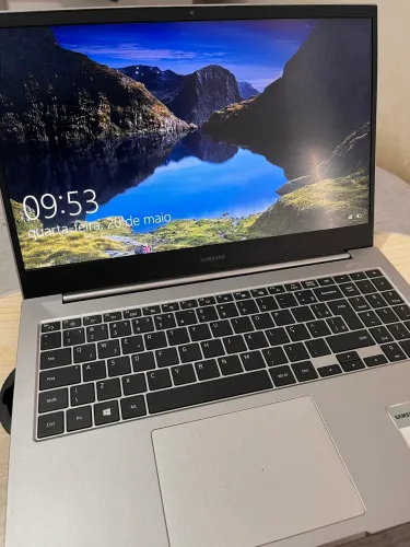 Notebook Samsung Book E30 ? Intel Core i3 10ª Geração