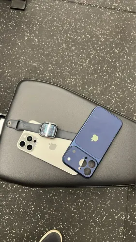 iPhone 16 pro Max + Apple Watch 