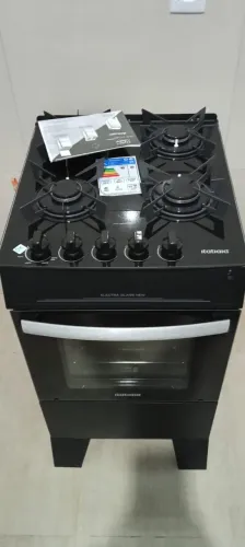 ? Fogão Novo - 4 Bocas - Garopaba  Estou vendendo este fogão 4 bocas, marca Itatiaia Elec