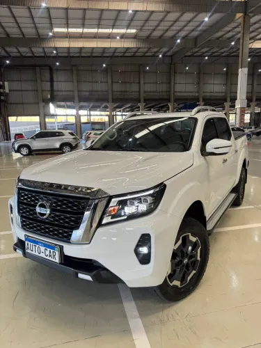 Nissan Frontier XE CD 4X4 2.3 Bi-TB Diesel Aut. 2023