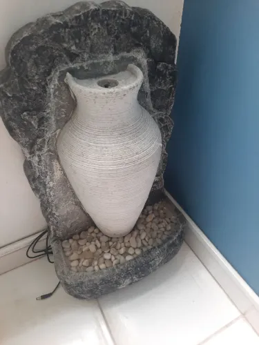 Fonte de água (não funciona)