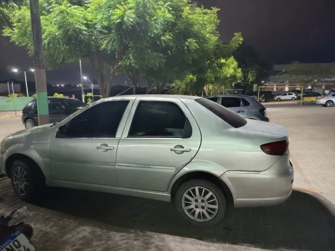 Fiat Siena EL 1.0 MPI Fire Flex 8V 4P 2011
