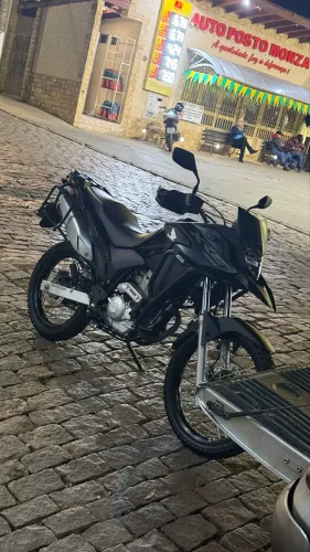 Xre 300 sem detalhes