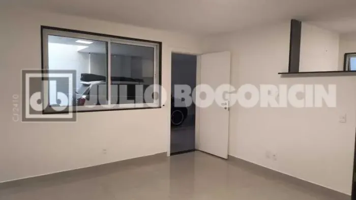 Apartamento de 2 quartos para alugar no Leblon