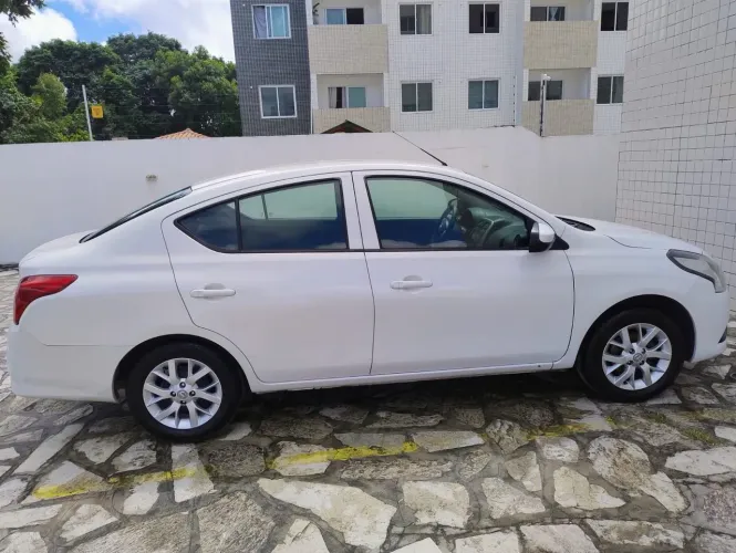 Nissan Versa S 1.0 12V Flexstart 4P Mec. 2017