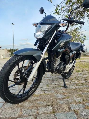 Titan de fino trato 