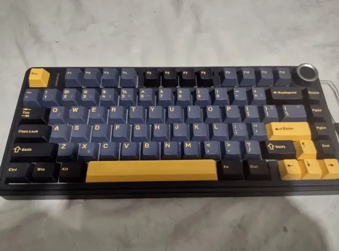 Teclado Mecânico AULA F75 RGB