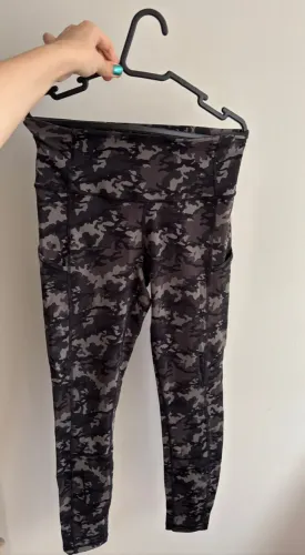 Calça legging esportiva feminina - cintura alta com bolso - Tamanho P