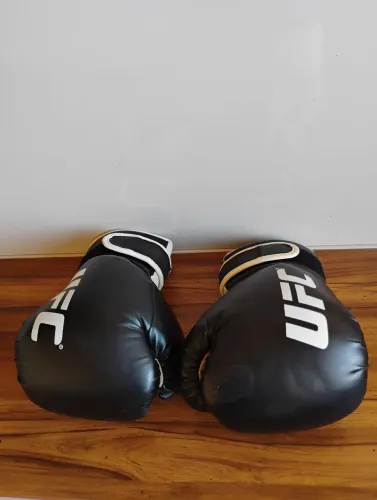 LUVAS PRETAS PARA TREINO UFC 