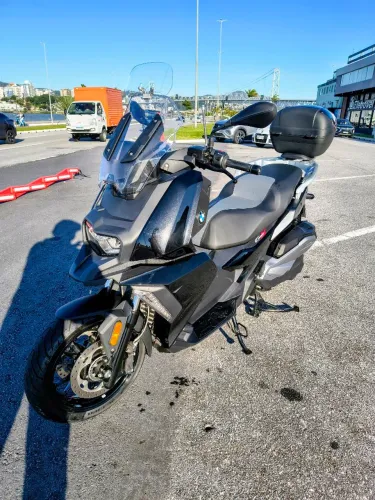 Scooter BMW C400X 2024 único dono