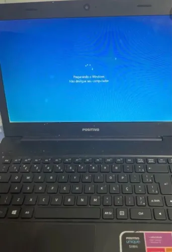 Notbook R$300 pega somente na tomada até trocar a bateria 
