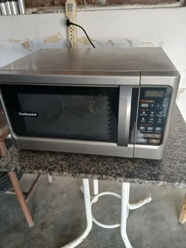 Micro-ondas continental 30lts espelhado design moderno extra semi novo