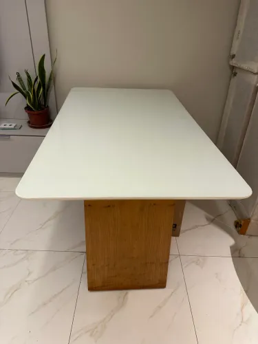 Mesa de jantar de 4 lugares