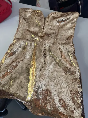 Vestido LE BLOG dourado nunca usado