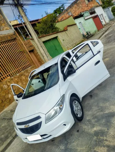 Chevrolet Onix Hatch LS 1.0 8V Flex Power Mec. 4P 2016