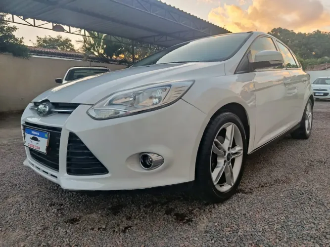 Ford Focus 2.0 16v/se/se Plus Flex 5P Aut. 2015