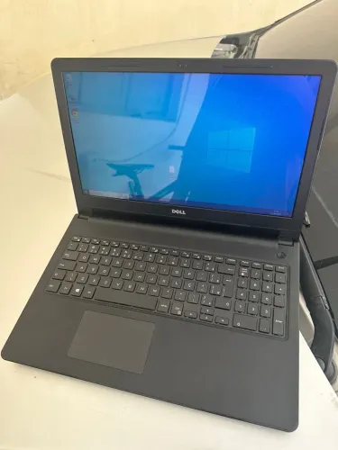 Notebook Dell core i3 novinho , apenas bateria ruim