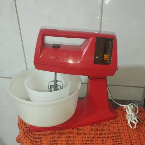 Bateria Walita vermelha 
