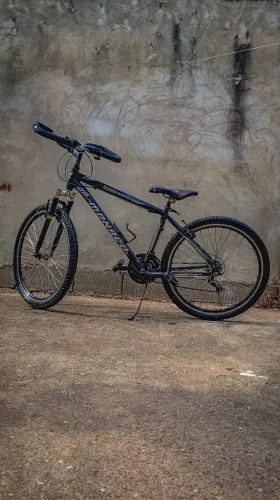 bicicleta MONACO aro 26 preta