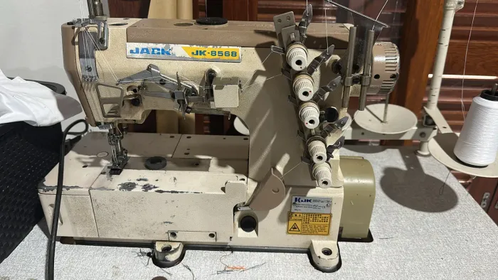 Vendo maquina Galoneira